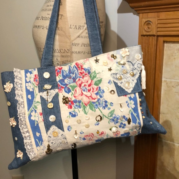 TOTE BAG HANDCRAFTED LUCY ISAACS CHARMS - Picture 4 of 15